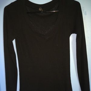 Black V-Neck Long Sleeve